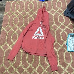 Reebok sweatshirt size S